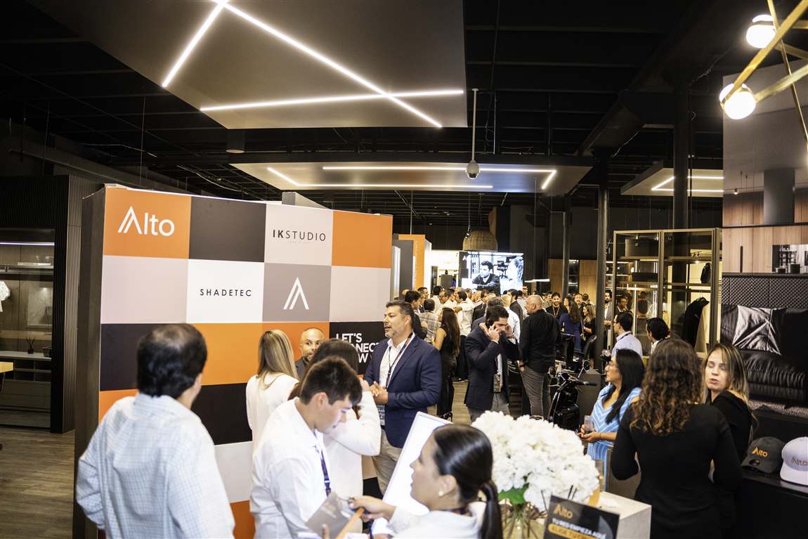 Real estate investors and developers networking at Alto Circle Miami 2025
